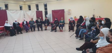 الجماهيري الرملة يحتفي بالأمهات والجدات ويكرمهن 